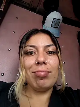 Sweel Leyva18 online show from 6, 7, 2026