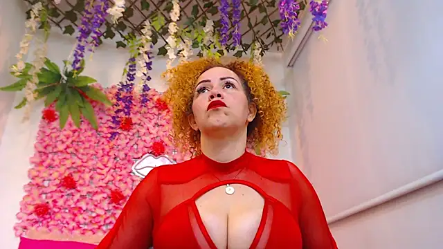 BLONDE SEXYHOT online show from 24, 5, 2026