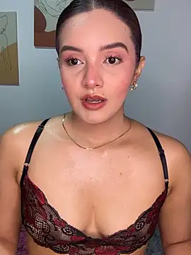Melanyprada online show from 16, 6, 2026