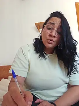 paulinaDiaz1 online show from 20, 5, 2026