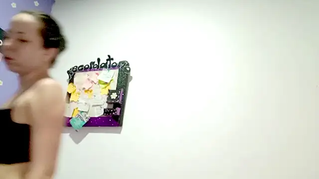 PetiteIvoryQueen19 online show from 8, 6, 2026