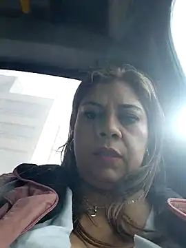 Laura-Hernandez online show from 6, 6, 2026