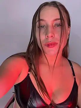 Snapshot of ScarletVelvetX chatting on 15, 5, 2026 ScarletVelvetX online show from 15, 5, 2026