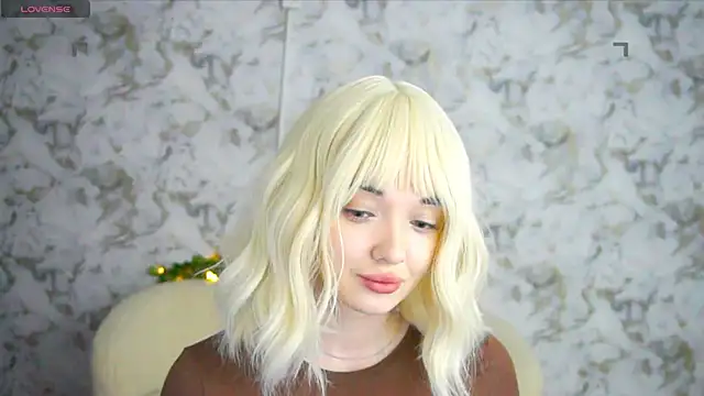 Ashley S online show from 19, 6, 2026