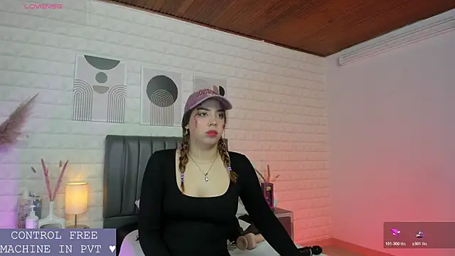 Lizzie-Evans online show from 13, 6, 2026