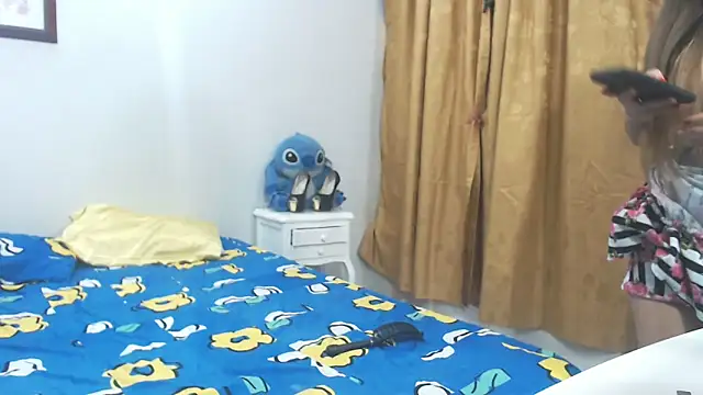 SaraStoneCute online show from 14, 6, 2026