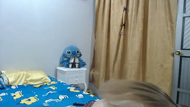 SaraStoneCute online show from 19, 6, 2026
