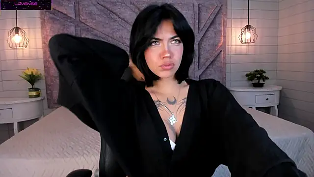 Gianna foxy online show from 19, 6, 2026