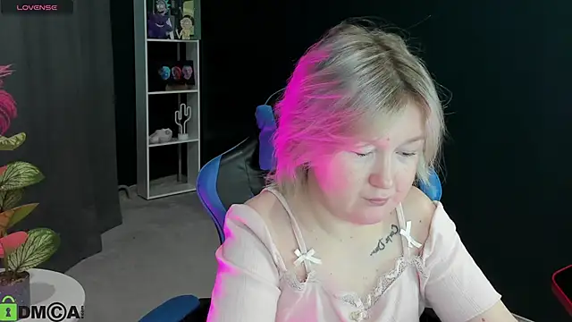 Sara Robinson online show from 12, 6, 2026