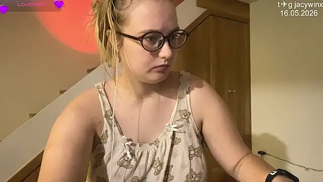 JacyWinslat online show from 17, 5, 2026