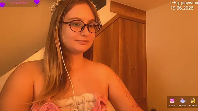 JacyWinslat online show from 20, 6, 2026
