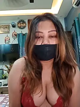 Cute-mona online show from 5, 6, 2026