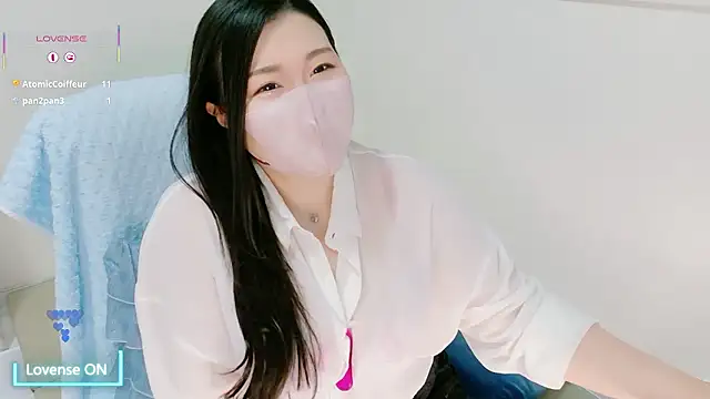 Snapshot of yukinko_o_ chatting on 12, 6, 2026 yukinko o online show from 12, 6, 2026