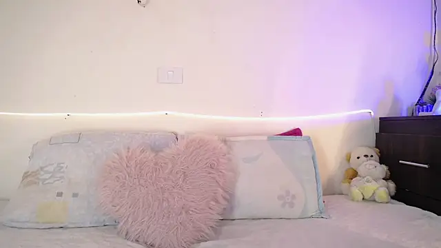 shysweets online show from 13, 6, 2026
