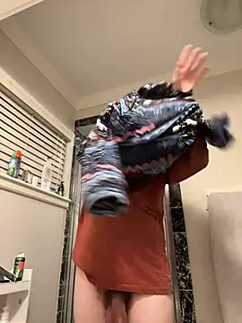 tallnerdyguy online show from 6, 6, 2026