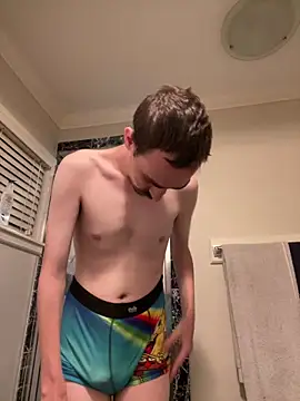 tallnerdyguy online show from 17, 6, 2026