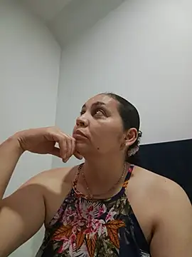 MirandaSoto online show from 6, 6, 2026