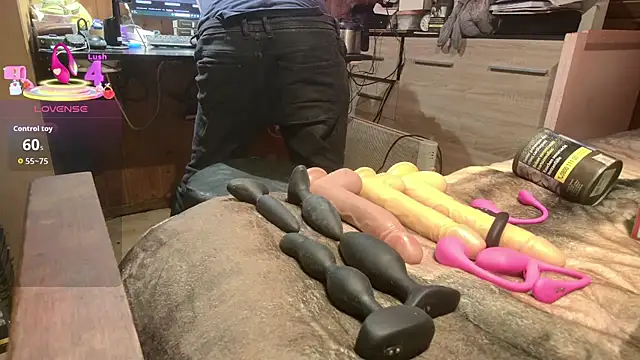 misteryman1956 online show from 9, 6, 2026