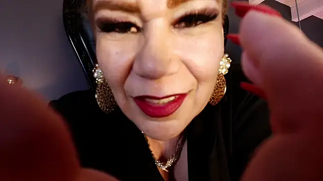 MelaniaKnauss online show from 11, 6, 2026