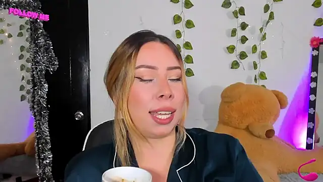 JanneKim online show from 16, 6, 2026