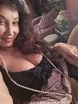 GypsyEsmeralda online show from 18, 6, 2026