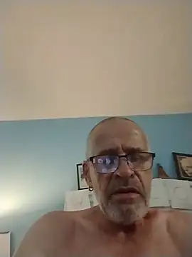 Snapshot of geilerschwanz64 chatting on 6, 6, 2026 geilerschwanz64 online show from 6, 6, 2026