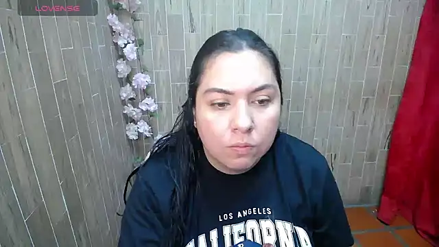 solyeria online show from 8, 6, 2026