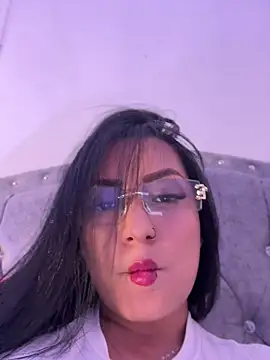 missycanoo online show from 25, 6, 2026