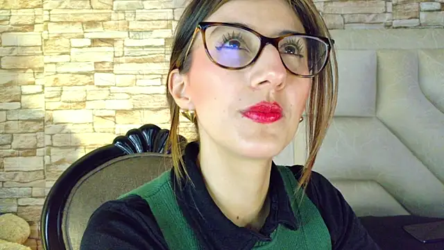  jade white  online show from 29, 5, 2026
