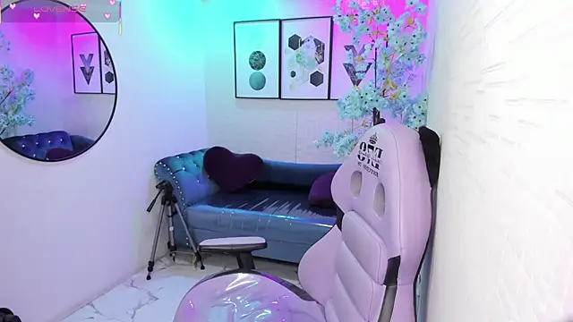 Tiara rr online show from 21, 6, 2026