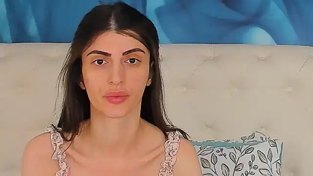 SkinnyDolly online show from 15, 6, 2026