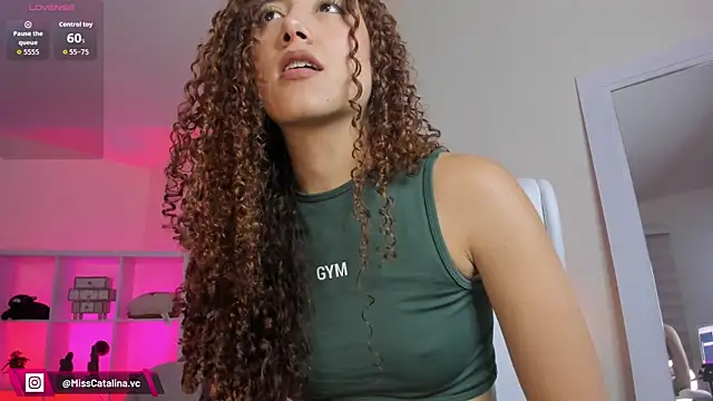 miss catalinaa online show from 19, 6, 2026