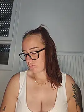 Snapshot of lindsay_33off chatting on 20, 6, 2026 lindsay 33off online show from 20, 6, 2026