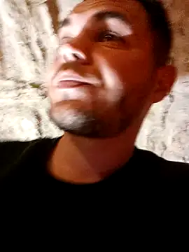 alexszader142 online show from 7, 1, 2025