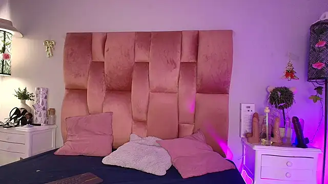 SweetBonniie online show from 10, 6, 2026