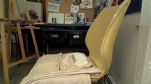 naughtyonbicycle online show from 14, 6, 2026