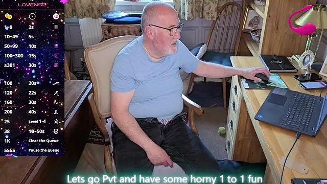 Adamdaddybear online show from 24, 5, 2026