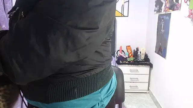 emperabigbootybigass online show from 3, 6, 2026