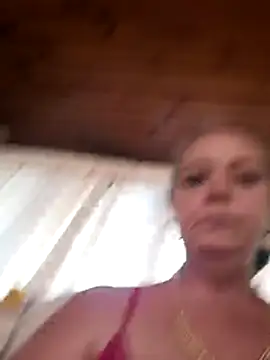 Kimmyb777 online show from 18, 6, 2026