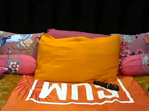 Pearl 00 online show from 12, 6, 2026