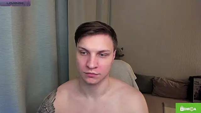 handsome guy01 online show from 16, 6, 2026