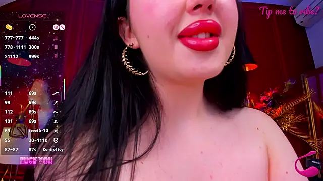 Snapshot of Mayzzie chatting on 11, 6, 2026 Mayzzie online show from 11, 6, 2026