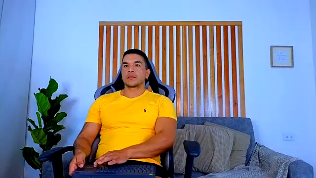 estebandelouis online show from 12, 5, 2026