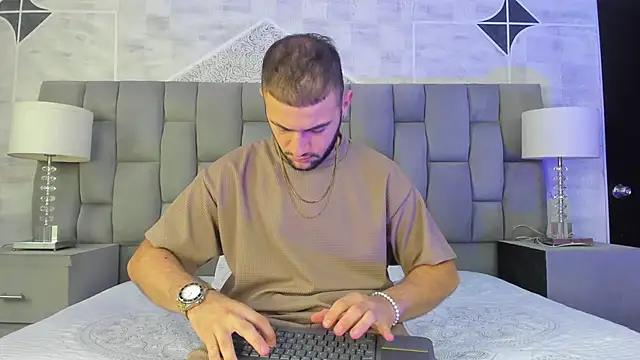MaximusDick1  online show from 14, 5, 2026