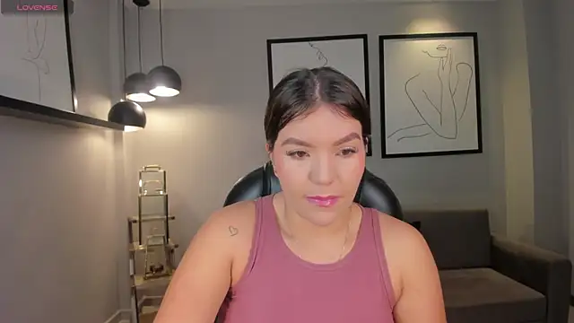 ValeriaRoldanX online show from 19, 6, 2026