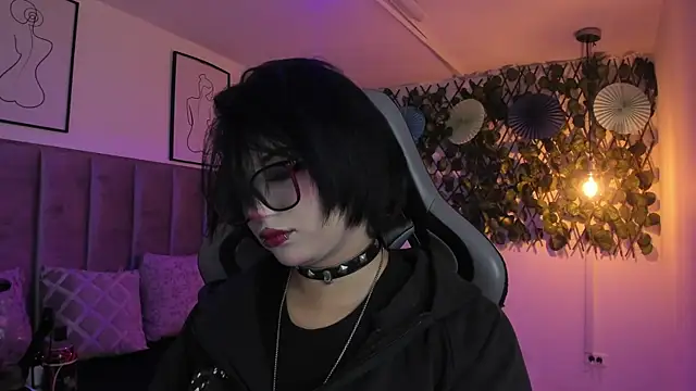 Kitty Gang online show from 6, 6, 2026