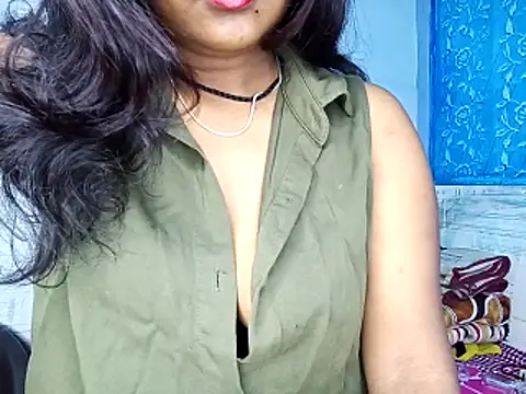 Snapshot of Muktha chatting on 31, 10, 2025 Muktha online show from 31, 10, 2025