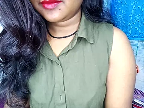 Snapshot of Muktha chatting on 4, 11, 2025 Muktha online show from 4, 11, 2025