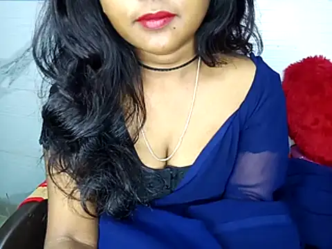 Snapshot of Muktha chatting on 22, 11, 2025 Muktha online show from 22, 11, 2025