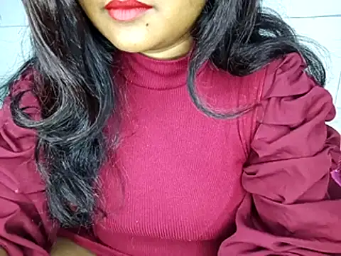 Snapshot of Muktha chatting on 23, 11, 2025 Muktha online show from 23, 11, 2025
